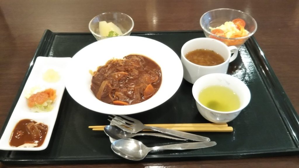 馬車道の介護施設を見学してきました。