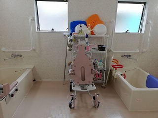機械浴室（ご長寿くらぶ相模原・東大沼）