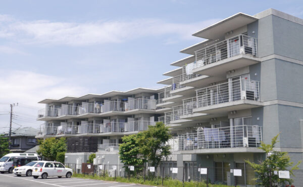 ウィズリビングへいあんやはぎ