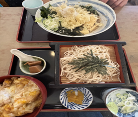 お盆休み　弓場